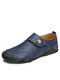 Men Hook Loop Soft Round Toe Hand Sitching Leather Driving Shoes - Blue
