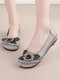 Socofy Genuine Leather Hand Stitching Shoes Retro Ethnic Soft Comfy Floral Flats - Gray