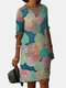 Vestido vintage com estampa de chita meia manga com decote em V Plus - Floral