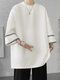 Camiseta masculina com acabamento contrastante e textura solta com ombro caído - Branco