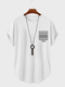 Herren-T-Shirts mit ethnischem geometrischem Druck, Brusttasche, abgerundetem Saum und kurzen Ärmeln - Weiß