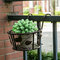 Support de pot de fleur de paniers suspendus d'art de fer pour la barrière de balcon de terrasse - bronze