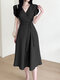 فستان متوسط الطول برقبة على شكل V وأكمام توليب مع حزام - أسود