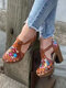 Plus Size Women Flowers Printing Closed Toe Chunky Heels Sandals - Brown