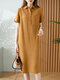 Сплошной карман с отворотом и коротким рукавом Винтаж Рубашка Платье - коричневый
