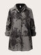 Vintage-Bluse mit Reverskragen und Knöpfen in Übergröße mit Kaliko-Print - Grau
