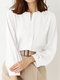 Blusa feminina sólida manga longa entalhe no pescoço - Branco