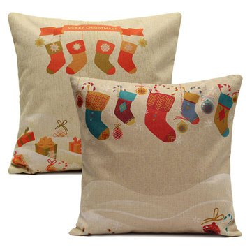 Capas de almofadas com meias de natal e sofá em casa capa de almofada quadrada