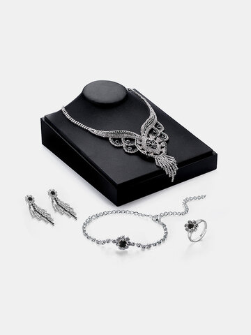 Luxury Jewelry Set Elegant Zircon Tassel Necklace Earrings Set