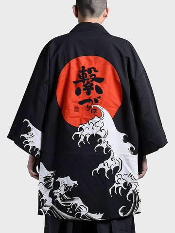 Kimono japonés con estampado de ondas en la espalda