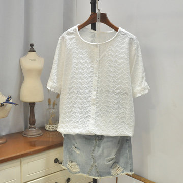 

Small Fresh Fashion 19 Seasons New Simple Solid Color Embroidery Round Neck Casual Short-sleeved Versatile Shirt