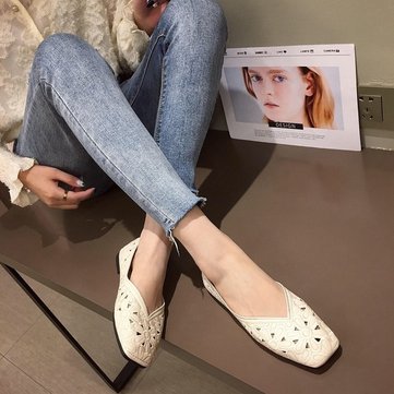 

European And American Style Fashion Season New Women's Shoes Wild Shallow Mouth Square Head Baotou Flat With Flat Female Sandals