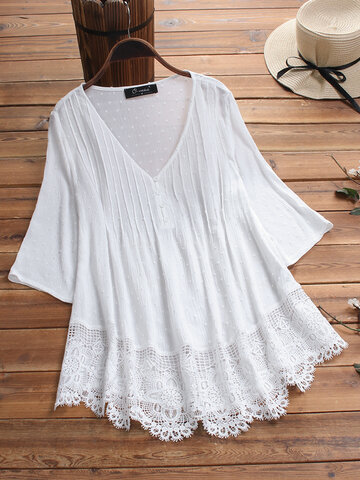Jacquard Pleated Lace Hollow Blouse