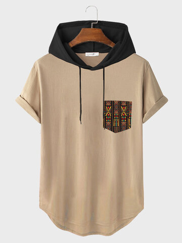Camisetas étnicas com estampa geométrica e bainha curva com capuz