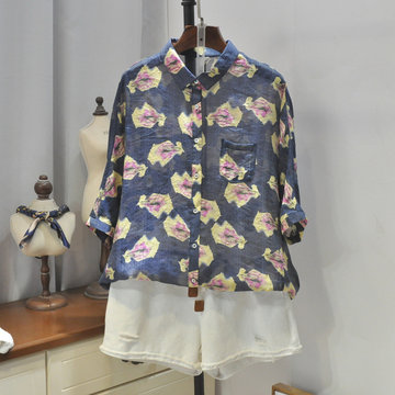 

Small Fresh Fashion 19 Seasons New Simple Fashion Printing Single-breasted Wild Short-sleeved Casual Shirt 4360