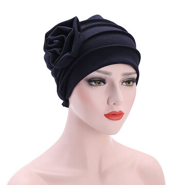 Bonnet turban à fleur décorative à côté pour femme