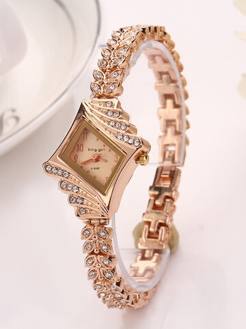 Trendy Quartz Diamond Chain Watch