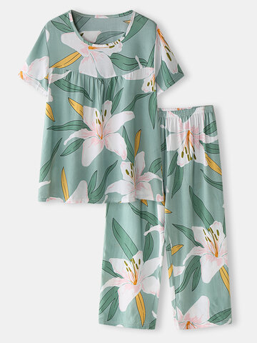 Plus Size Flower Print Pleated Pajamas