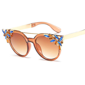 Women Cat Eye Anti-UV Sunglasses Vintage Brand Designer Crystal Diamond Frame Sunglasses
