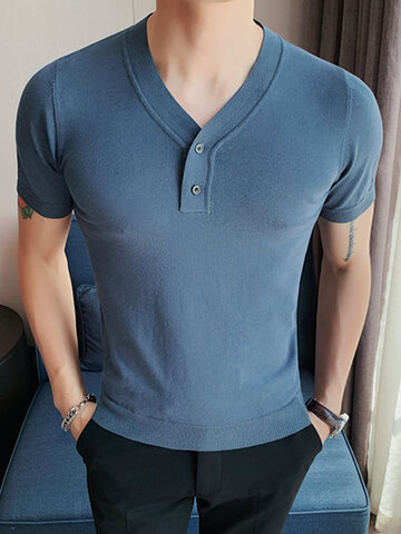 Solides Strick-T-Shirt mit V-Ausschnitt