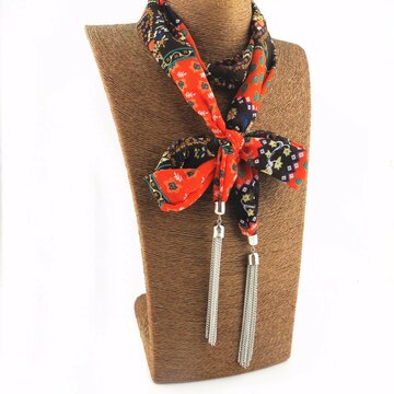Ethnische Blumen Quasten Schal Halskette
