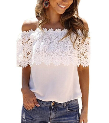 

Women's Europe And The United States New Crocheted Word Collar Sleeveless Lace Shirt Lace Stitching Lace T-shirt