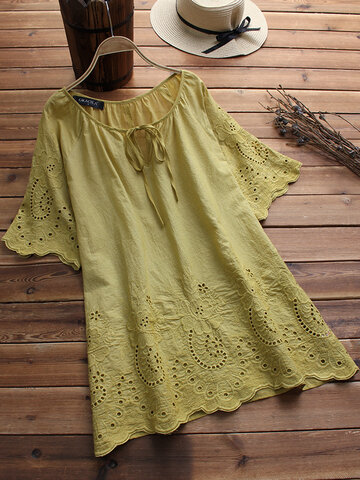 Hollow Embroidery Laced Vintage Blouses