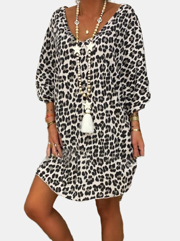 Leopard Printed V-neck Dress