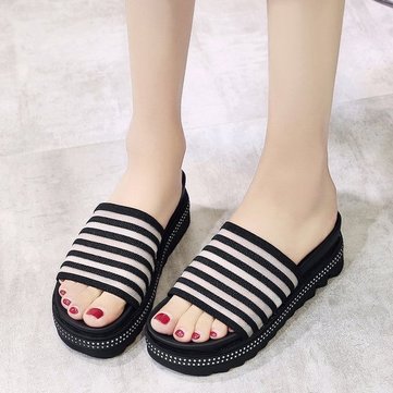 

Muffin Thick-soled Sandals And Slippers Women's Season New Fashion Wear Casual Beach Non-slip Sandals And Slippers Women