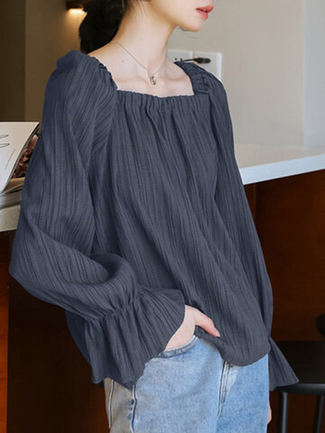 Однотонная блузка с квадратным воротником и длинными рукавами