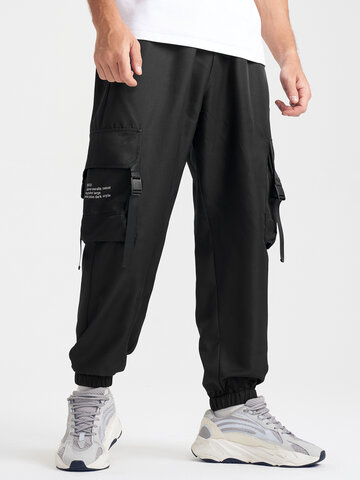 Pantalon cargo avec poche à boucle à poussoir