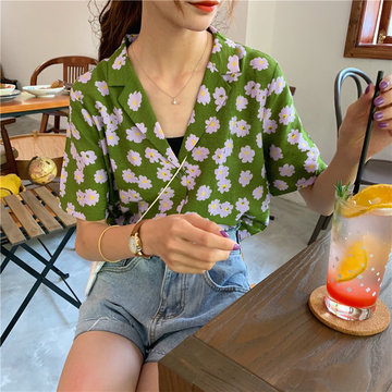 

Retro Hong Kong Style Short Sleeve Daisy Print Design Tops Small Loose Shirt