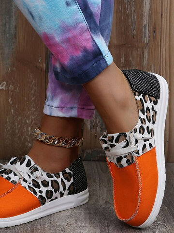 Sneakers casual a blocchi di colore leopardati color mucca