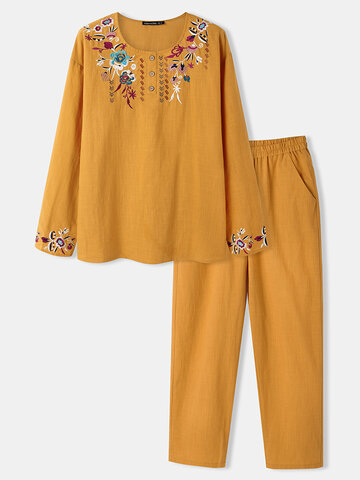 Plus Size Floral Embroidered Loungewear