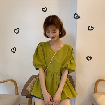 

Avocado Green Short-sleeved Shirt Female Design Sense Niche New Wild Student Backless Shirt