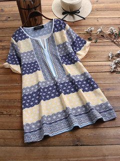 Patchwork Printed Short SLeeve Blouse Other Image