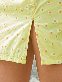 Daisy Floral Print Split Skirt Other Image
