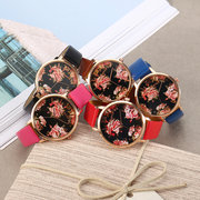 LVPAI Retro Flower Leather Watch Other Image