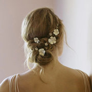 Gold-plated Flower Hair Clip Other Image