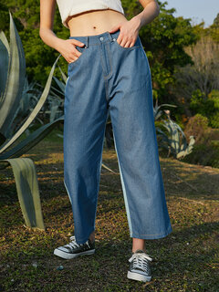 Contrast Color Pocket Denim Jeans Other Image