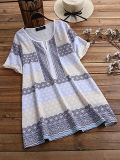 Patchwork Printed Short SLeeve Blouse Other Image
